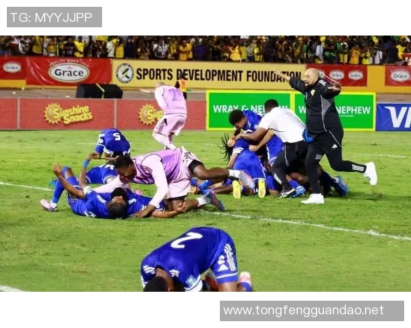 哮喘挑战下的足球奇迹：那些顽强拼搏的球星们如何战胜疾病踢出精彩表现